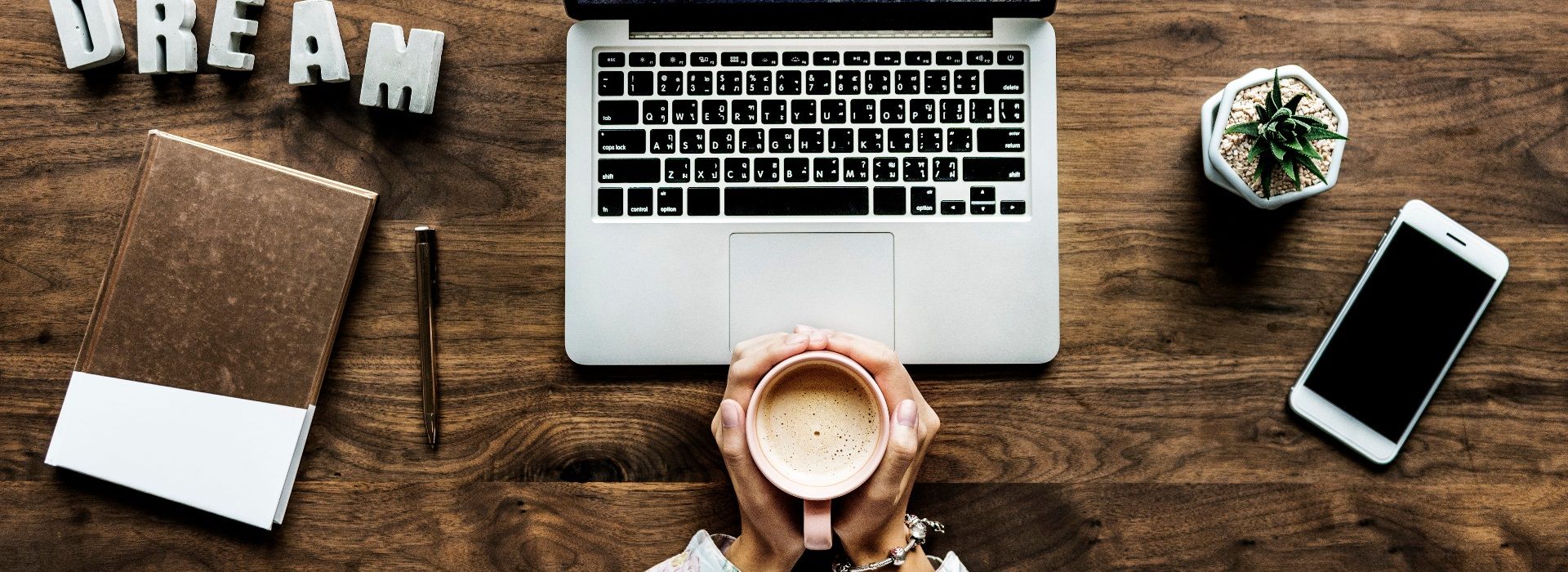 blogírás, szövegírás, adminisztráció kiszervezése, virtuális asszisztens